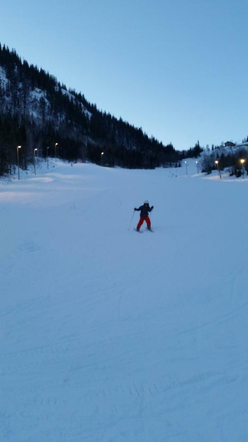 Leilighet I Amotsdal Esterno foto